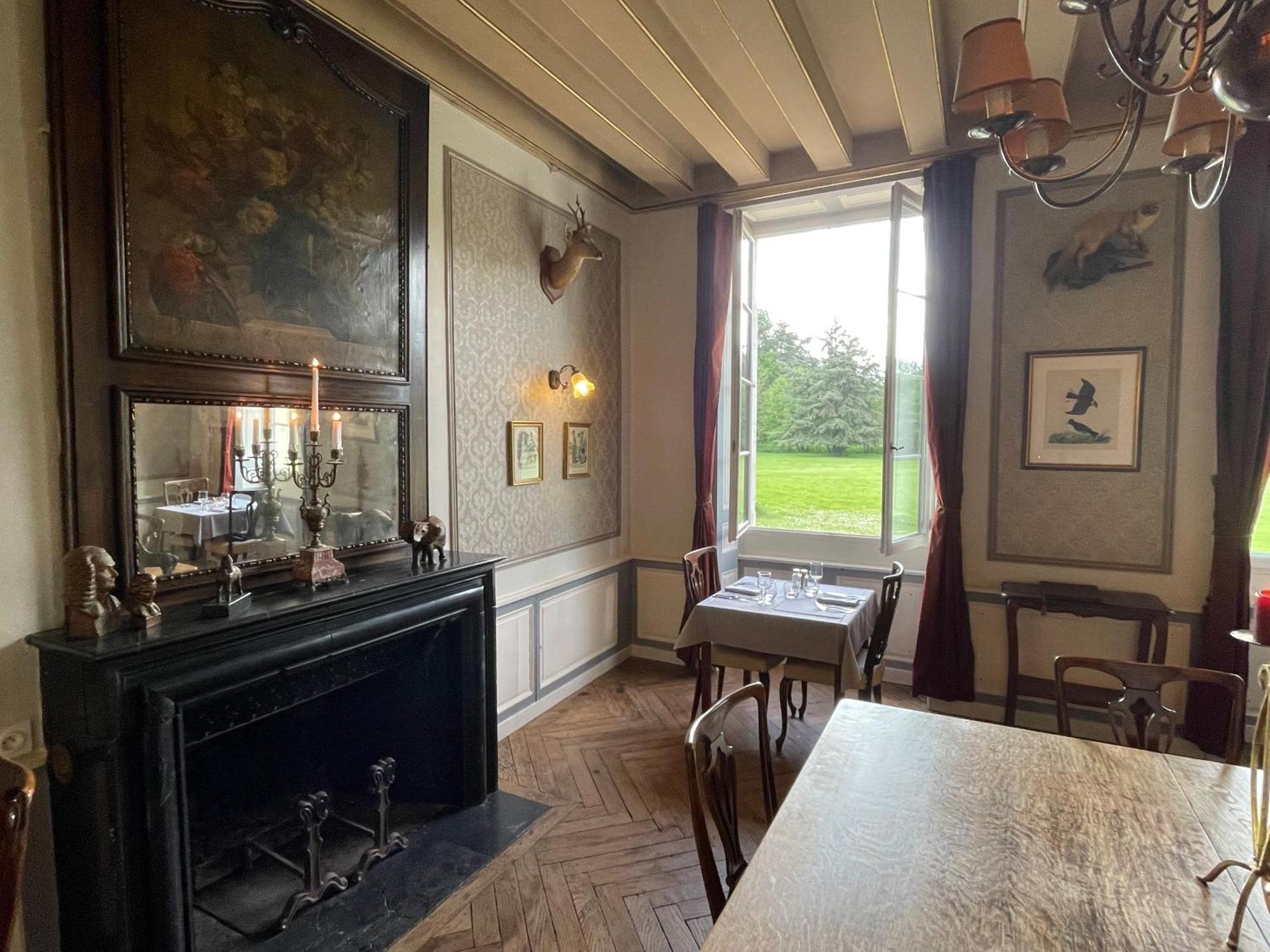 Chateau De La Coutanciere Brain-sur-Allonnes Luaran gambar